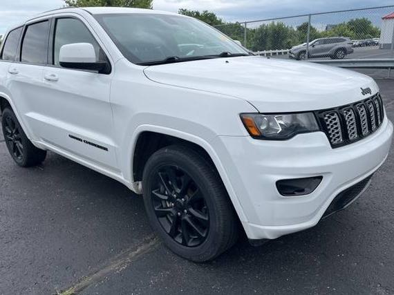 JEEP GRAND CHEROKEE 2017 1C4RJFAG0HC926976 image